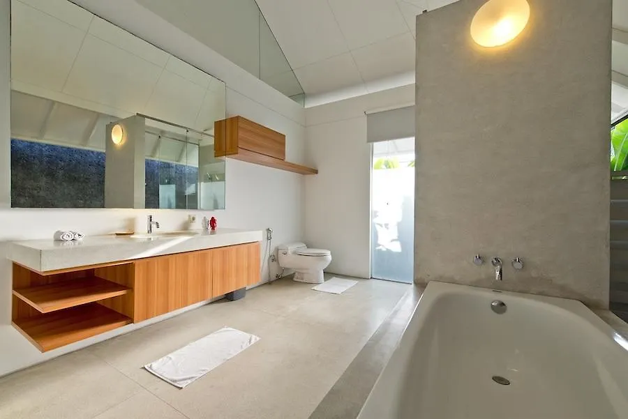 White Villa Seminyak   Seminyak (Bali)